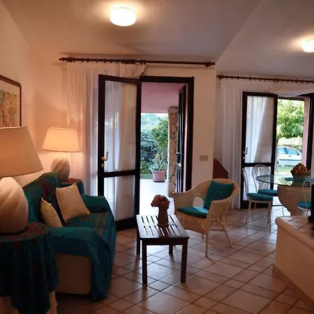 Casa A 150 Metri Dal Mare Vakantiehuis