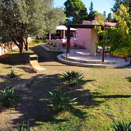 Vakantiehuis Casa A 150 Metri Dal Mare