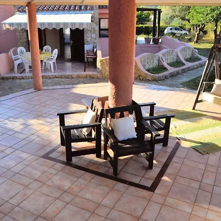 Vakantiehuis Casa A 150 Metri Dal Mare *